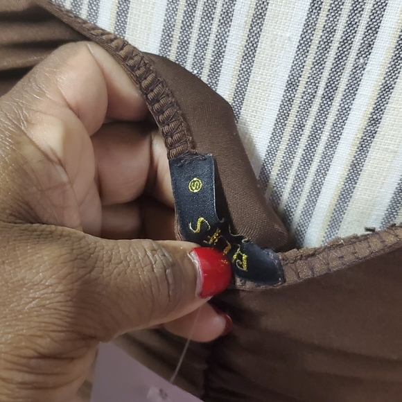 Ladies PUFF Sleeve Fitted Dress - Picture 4 of 6